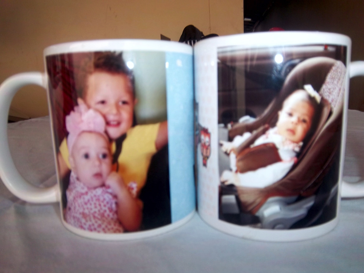 CANECA DE PORCELANA — brinde personalizado da Cátia Brindes